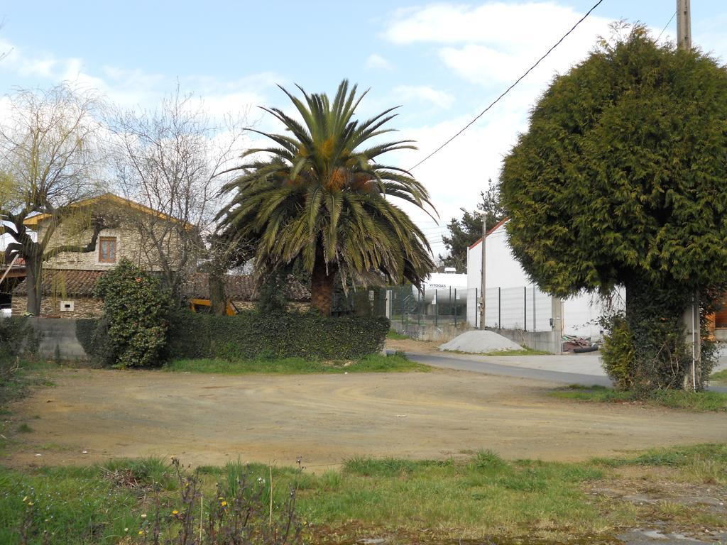 Pensión O' Mesón O Pino Exterior foto